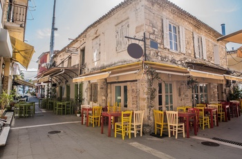 Hyggelige tavernaer i havnebyen Preveza - Grækenland