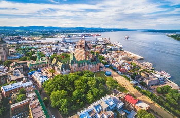 Quebec City med Chateau Frontenac hotellet i midten, Canada