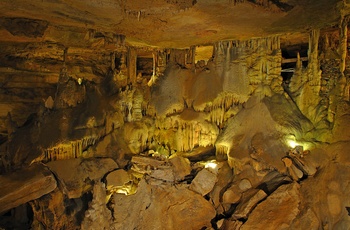 Hule/grottesystemet Raccoon Mountain Caverns i Tennessee