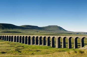 Ribblehead viadukten i Yorkshire Dales nationalpark