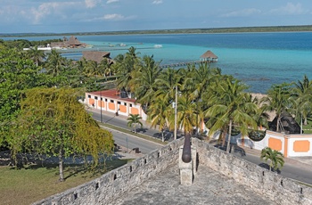 Saint Felipe de Bacalar fortet i Bacalar by ved lagunen - Yucatán-halvøen i Mexico
