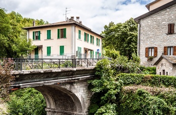 Bjergbyen San Benedetto in Alpe i Toscana - Italien