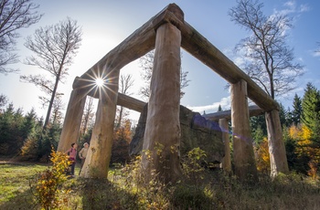 Skulptur på WaldSculptureWeg ved Schmallenberger - Copyright Schmallenberger Sauerland Tourismus, Fotograf Klaus-Peter Kappest