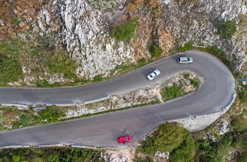Hårnålesving langs Serpentine Road mellem Kotor og Njeguši i Montenegro