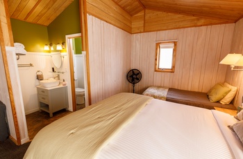 Sheep Mountain Lodge, Classic Cabin