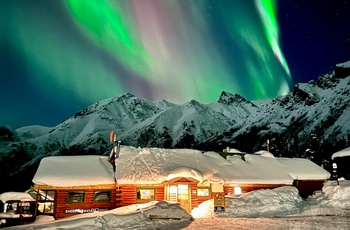 Sheep Mountain Lodge, Vinter og Nordlys