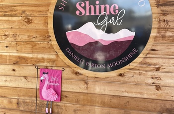 Shine Girl, Sevierville, Tennessee