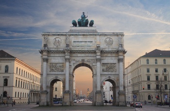 Mindebuen Siegestor i München © Munich Tourism, Peter Hutzler