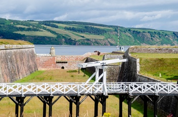 Skotland - hovedindgangen til Fort George 