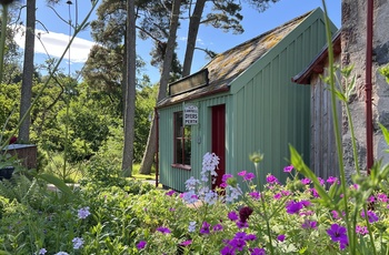 Skotland, Aberlour - charmerende bygning ved Knockando Woolmill