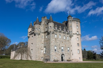 Skotland, Inverurie, Castle Fraser - forsiden af Castle Fraser i solskin