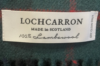 Skotland, Lochcarron - label på Lochcarron produkt