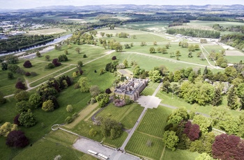 Skotland, Perth - Scone Palace midt i parken ned til River Tay