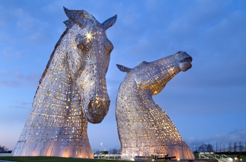 The Kelpies - de 30 meter høje skulpturer i parken "The Helix" i Falkirk, Skotland