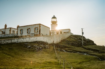 Fyrtårnet ved Neist Point på Isle of Skye, Skotland