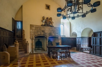 Inden for i slottet Doune Castle i Skotland