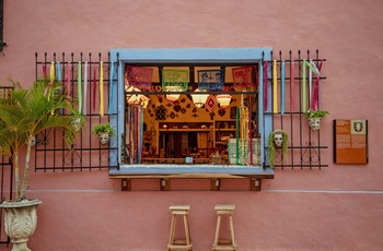 Souvenirbutik  i Valladolid - Yucátan i Mexico - Foto: Rodrigo Herrera, Unsplash