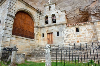 Spanien, Asturien - Gammel bygning ved San Bernabé Grotten