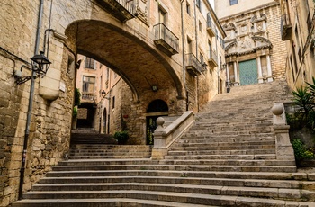 Spanien, Catalonien, Girona - gadeparti i den gamle by