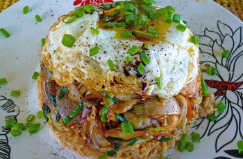 Spilled bowl - kinesisk inspireret lokal specialitet i Mauritius