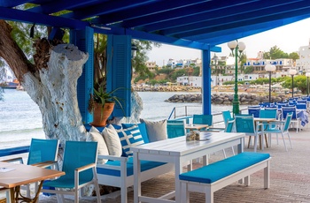 Spisested i Makry Gialos - kystby i det sydøstlige Kreta