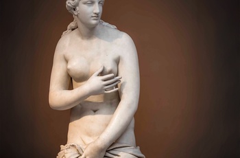 Statue i Det nationale arkæologiske museum i Athen - Grækenland