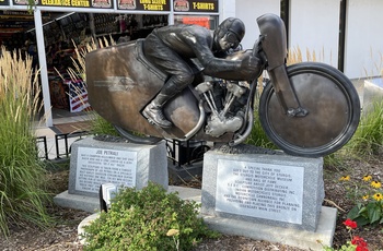 Monument/kunst på Main Street i Sturgis i South Dakota - USA