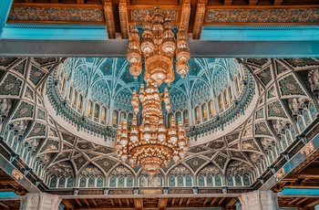 Sultan Qaboos Grand Mosque i Muscat - Foto: Akbar Nemati, Unsplash