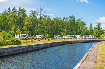Autocampere på campingplads i Sverige