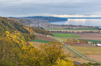 Udsigt til Vättern sø ved Gränna i Sydsverige