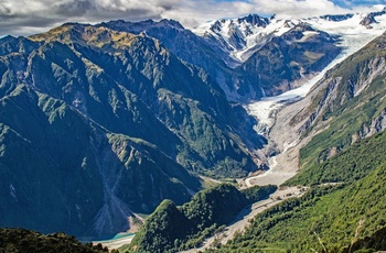 De sydlige alper og Fox Glacier i baggrunden - Sydøen i New Zealand