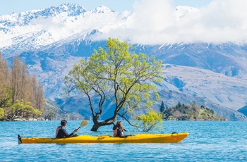 I kajak på Lake Wanaka på Sydøen - New Zealand