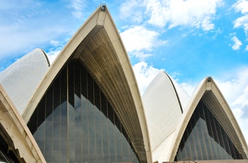 Det karakteristiske tag på operahuset i Sydney
