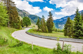 Oberjoch Pass og Bad Hindelang Valley om sommeren, Sydtyskland