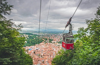 Tampa kabelbane og udsigt til Brasov, Transsylvanien - Foto: Zoltan Rakottyai, Unsplash