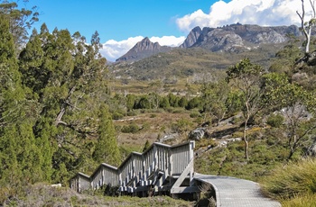 Cradle Mountain i St Clair National Park, sti - Tasmanien