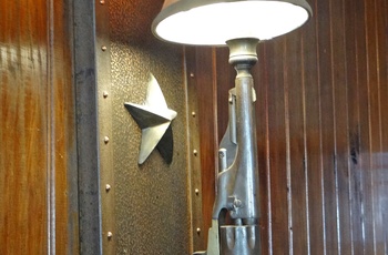 Lampe i hotellet i western stil i Lajitas - ferieby i sydvest Texas, USA