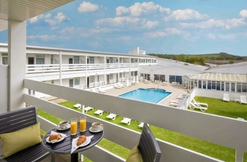 The Barnstaple Hotel - Pool og hotel