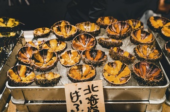 Tokyo Tsukiji Outer Market , Japan - Foto Tuan Nguyen Unsplash