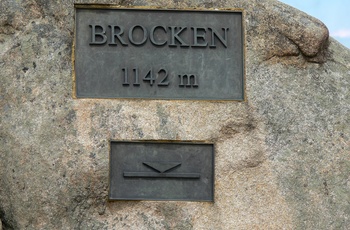 Toppen af ​​Brocken-bjerget i Harzen National Park, Sachsen-Anhalt, Tyskland. Det højeste bjerg i Harzen
