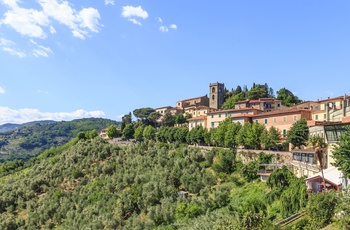 Fæstningsbyen Montecatini Terme i Toscana