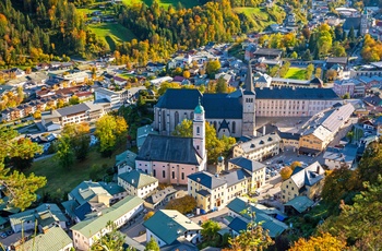 Udsigt til Berchtesgaden på en efterårsdag, Sydtyskland