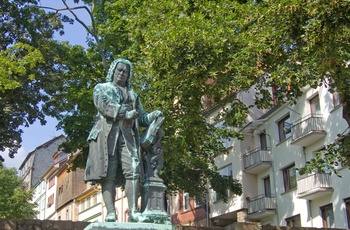 Statue af J. S. Bach i Eisenach, Thüringen i Midttyskland