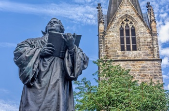 Statue af Martin Luther i Erfurt, Thüringen i Tyskland