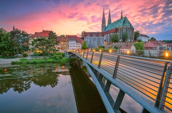 Byen Görlitz, St. Peter and Paul kirken og floden Nessie, Midttyskland