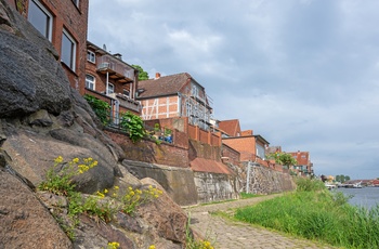 Lauenburg ved bredden af floden Elben, Nordtyskland