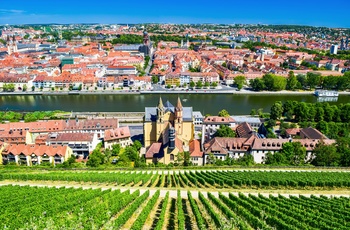 Udsigt fra Marienberg fæstningen over Würzburg og floden Main - Tyskland
