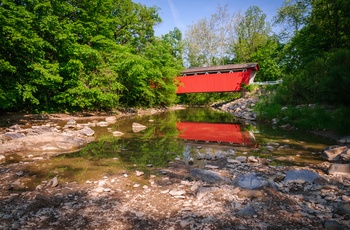 Klassisk overdækket træbro i Cuyahoga Valley National Park - Ohio