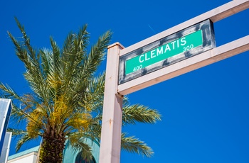 Vejskilt Clematis Street i West Palm Beach i Florida, USA