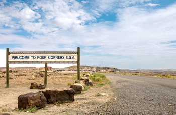 Four Corners Monument - Arizona, New Mexico, Utah og Colorado